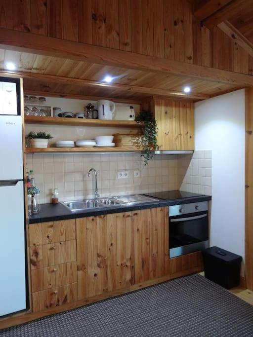 Charm And Fantastic View In A Fully Equipped Home In Center Лиссабон Экстерьер фото