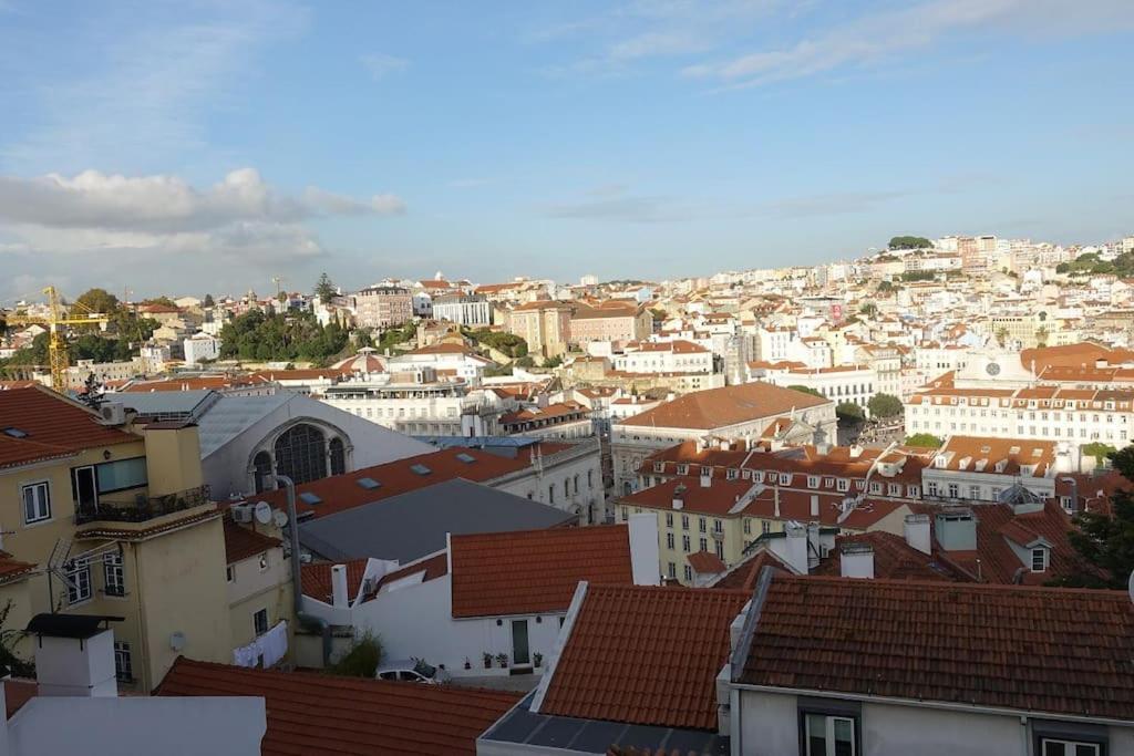 Charm And Fantastic View In A Fully Equipped Home In Center Лиссабон Экстерьер фото